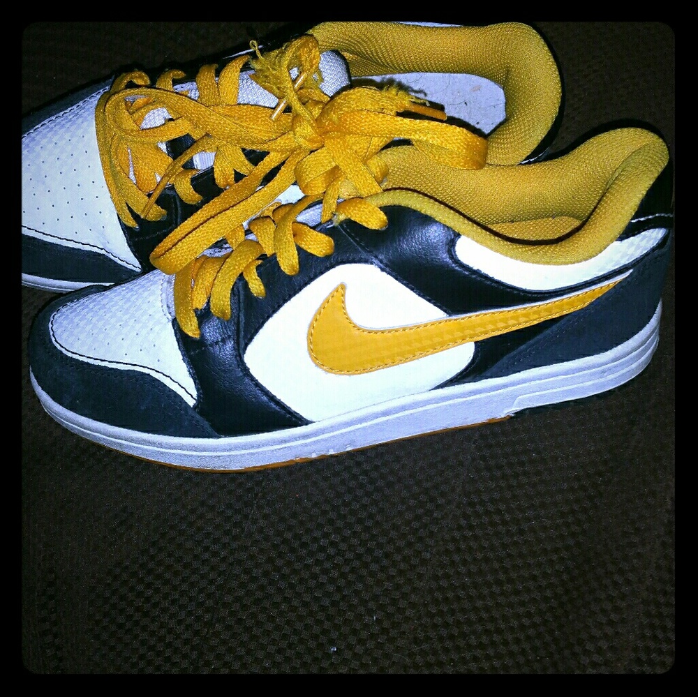 Nike shoes